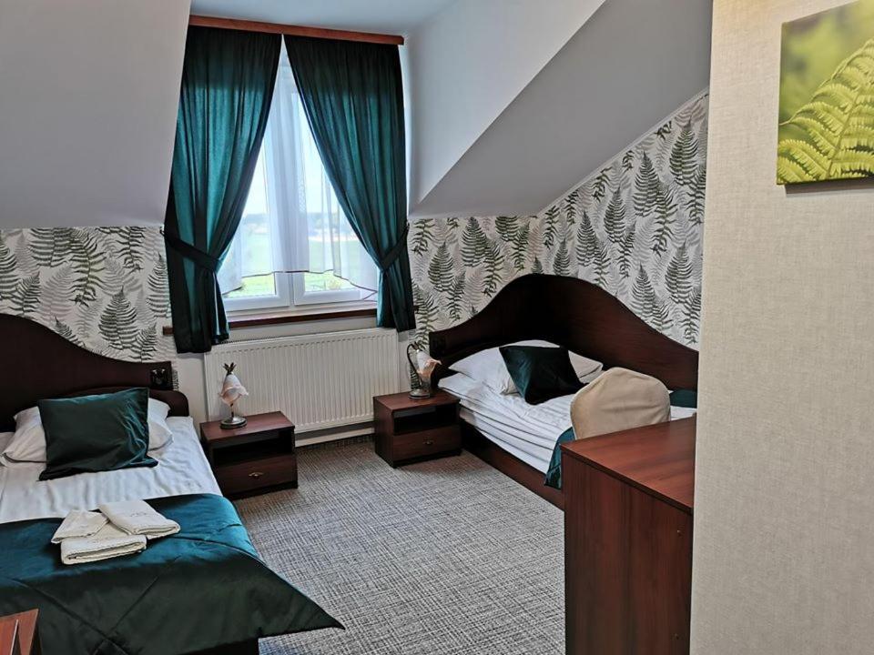 Dworek Nad Stawem & Laznia Piwna Ostrów Mazowiecka Exterior foto